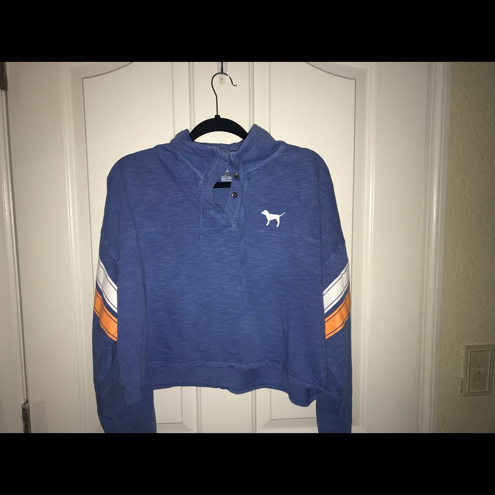 VICTORIA’S SECRET( pink ) pull over crop top.